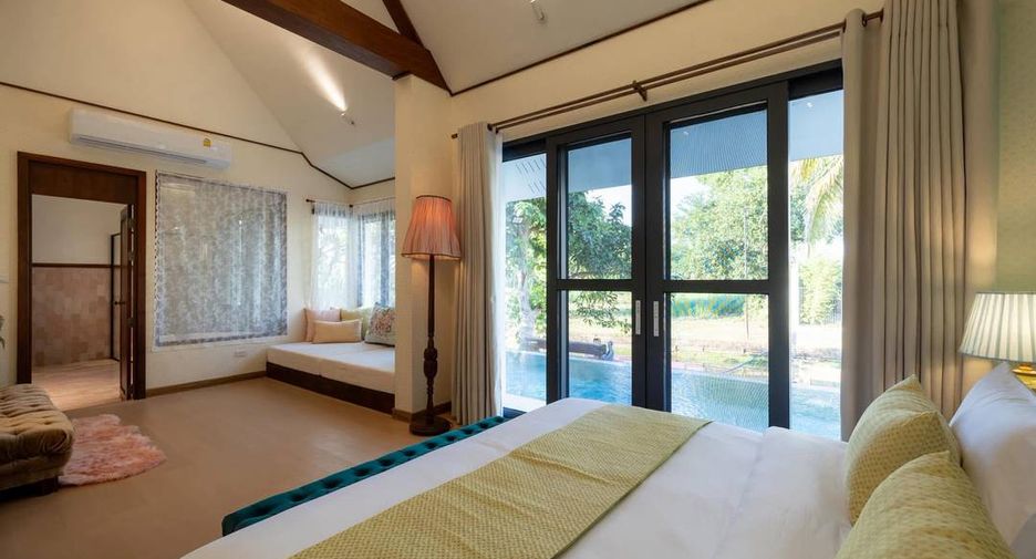 Casa en alquiler y en venta de 4 habitaciones en Saraphi, Chiang Mai