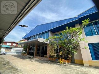 For sale 1 bed office in Mueang Samut Prakan, Samut Prakan