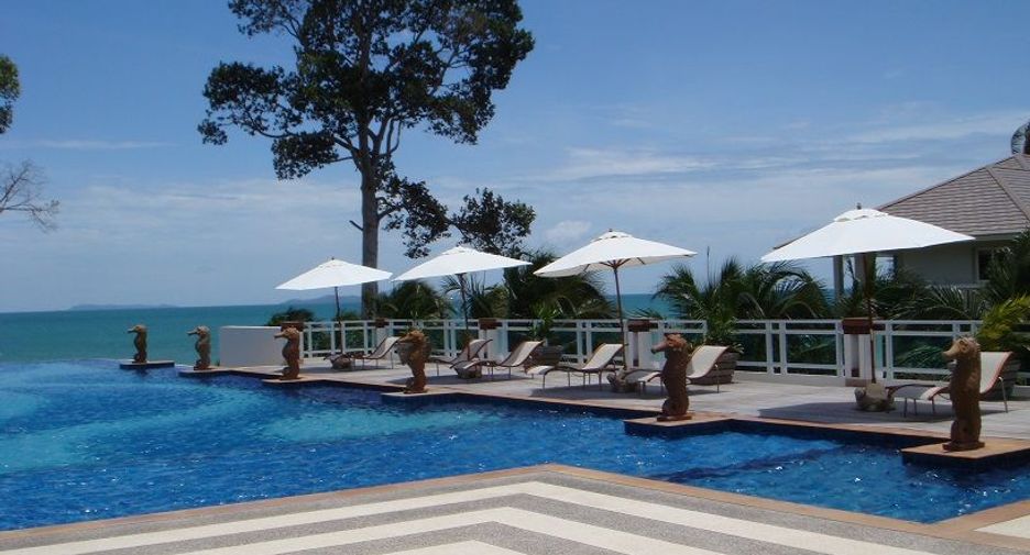 For sale 3 bedrooms villa in Na Jomtien, Pattaya
