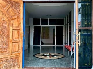 Продажа 3 спальни дом в Si Racha, Чонбури