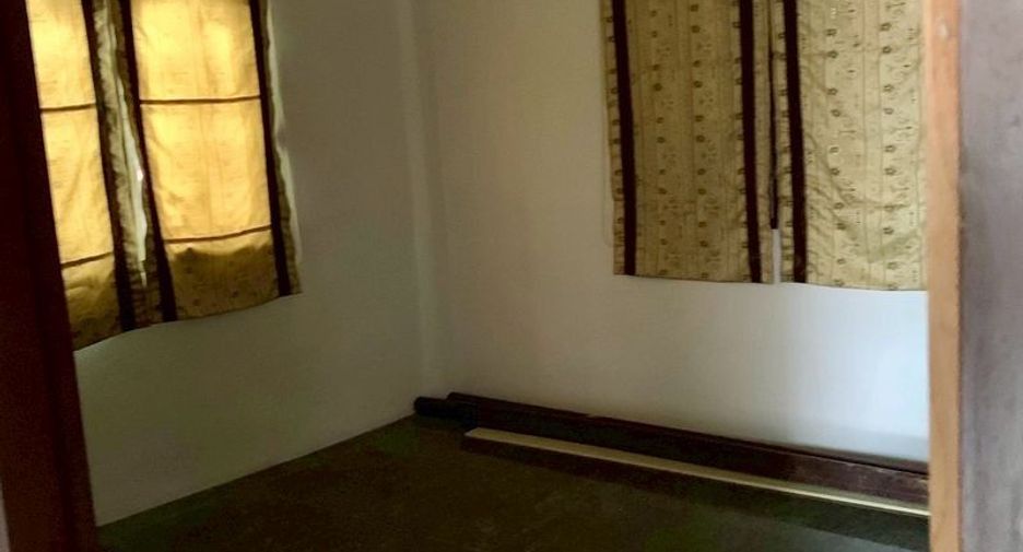 Casa en venta de 3 habitaciones en Si Racha, Chonburi