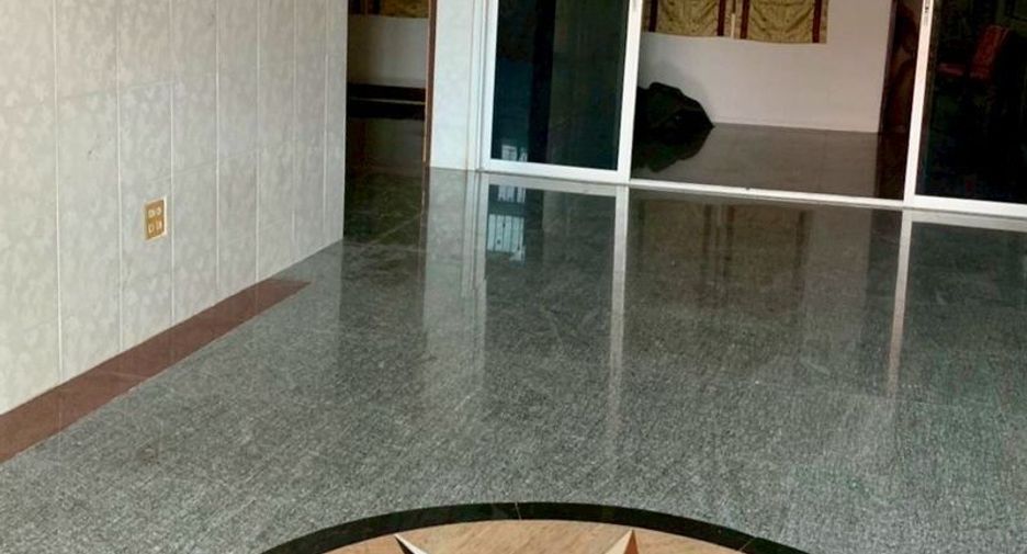 Casa en venta de 3 habitaciones en Si Racha, Chonburi