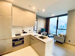 For rent and for sale 1 bed condo in Watthana, Bangkok