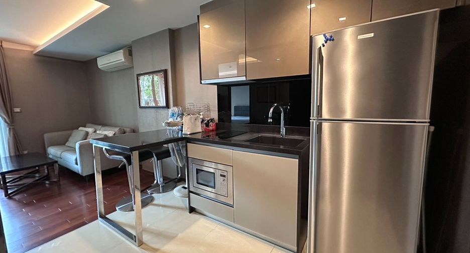 For rent 1 bed condo in Watthana, Bangkok