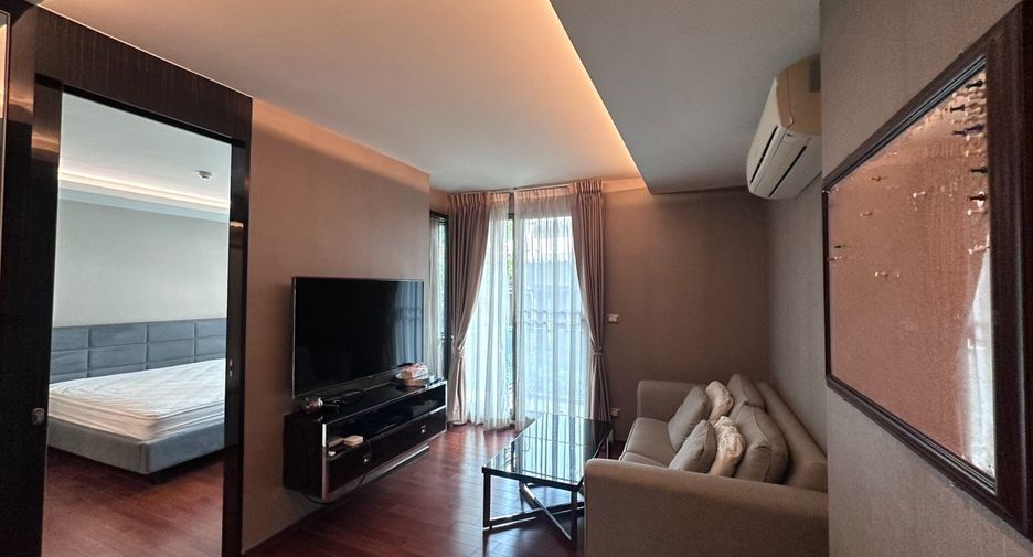 For rent 1 bed condo in Watthana, Bangkok