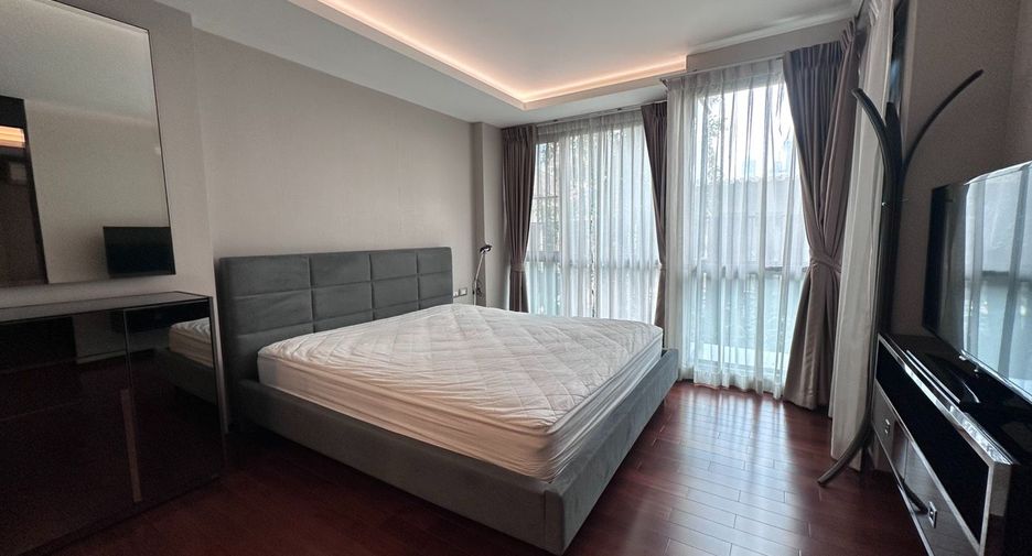 For rent 1 bed condo in Watthana, Bangkok
