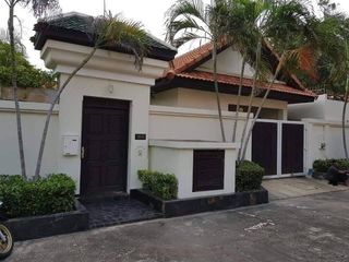 For rent 2 bed villa in Bang Lamung, Chonburi