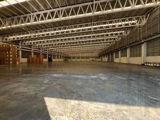 For rent 1 bed warehouse in Mueang Samut Sakhon, Samut Sakhon