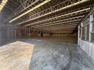 For rent 1 bed warehouse in Mueang Samut Sakhon, Samut Sakhon