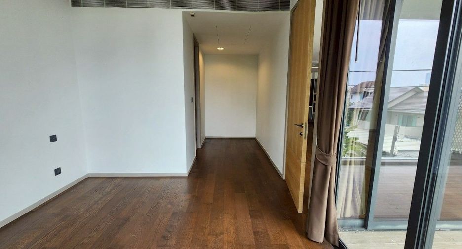 For rent and for sale 2 bedrooms condo in Sathon, Bangkok