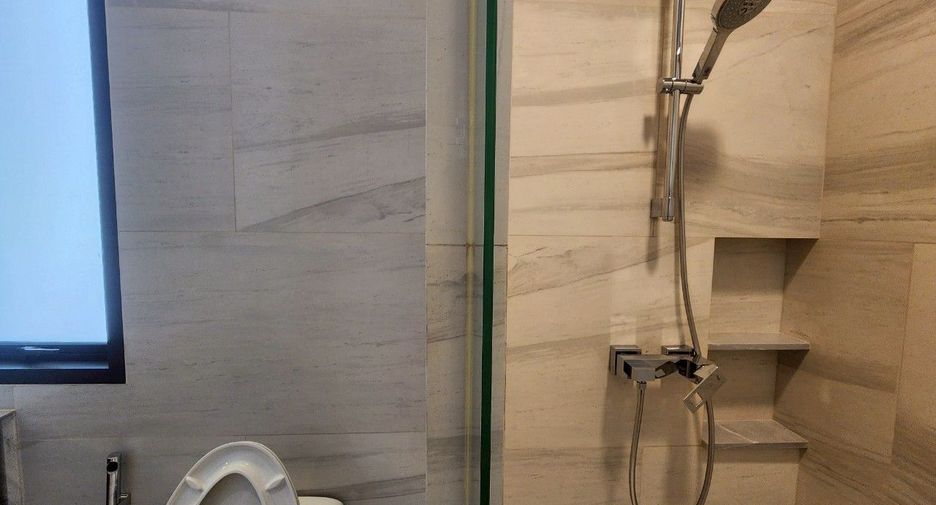 For rent and for sale 2 bedrooms condo in Sathon, Bangkok