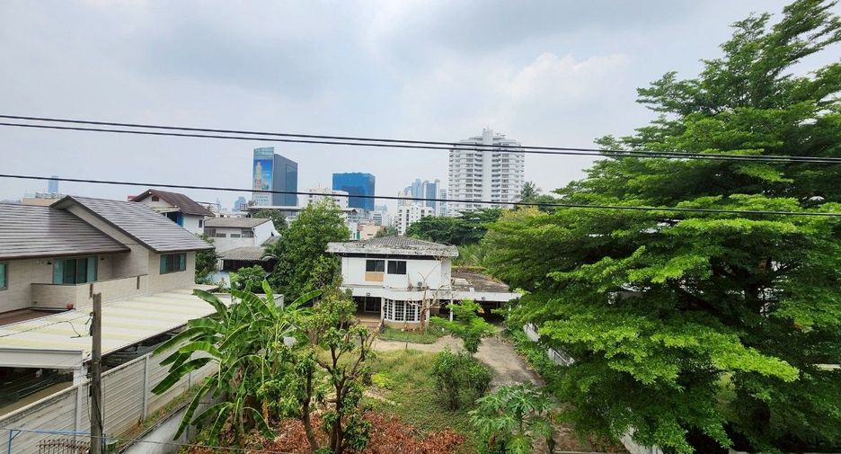 For rent and for sale 2 bedrooms condo in Sathon, Bangkok