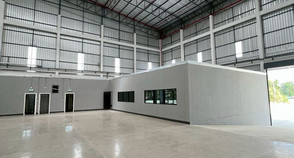 Lagerhaus zur Miete in Mueang Chon Buri, Chonburi