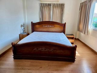 À louer 3 chambres maison à Si Racha, Chonburi