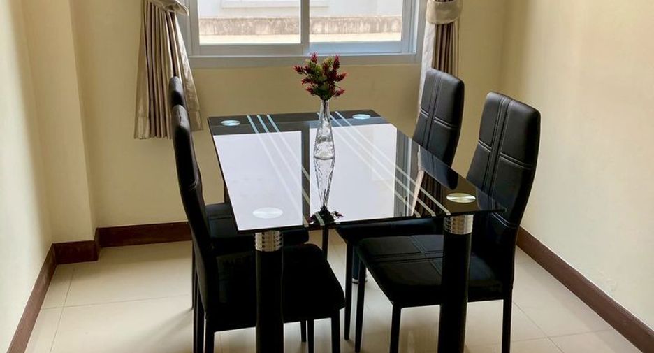 For rent 3 bedrooms house in Si Racha, Chonburi