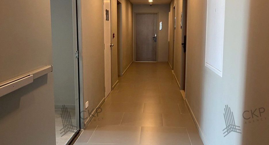 For sale 1 bed condo in Khan Na Yao, Bangkok