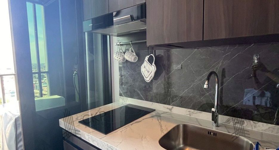 For sale 1 bed condo in Khan Na Yao, Bangkok
