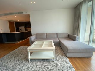 For rent 4 bedrooms condo in Sathon, Bangkok