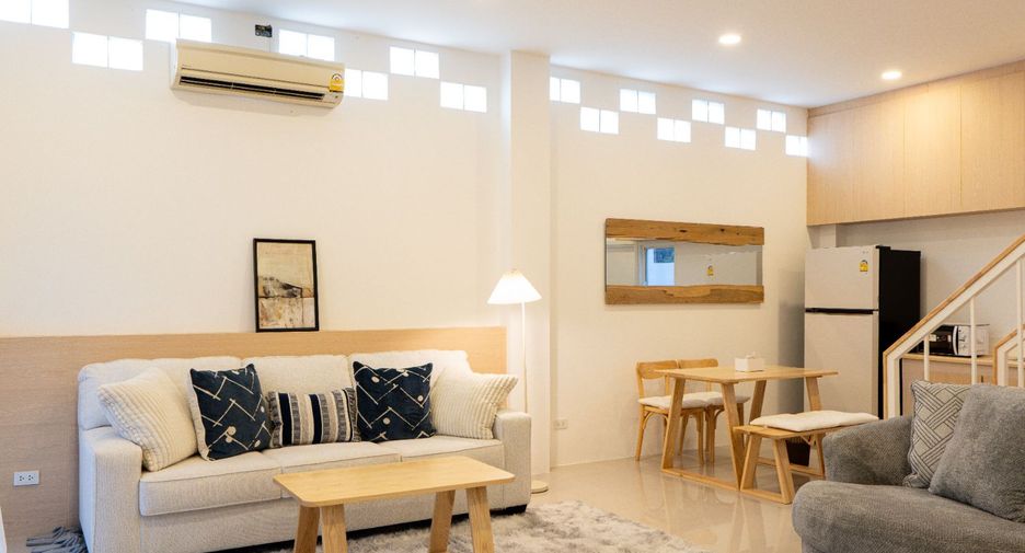 For sale 3 bedrooms townhouse in Mueang Nakhon Pathom, Nakhon Pathom