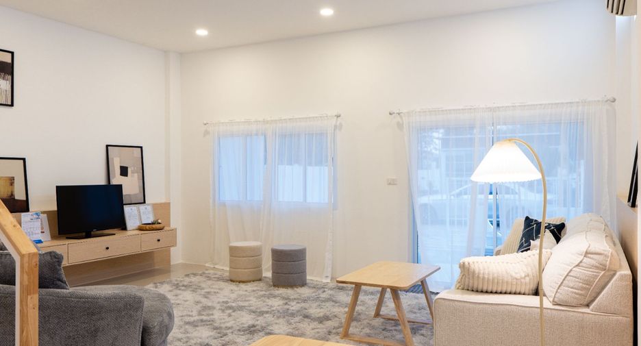 For sale 3 bedrooms townhouse in Mueang Nakhon Pathom, Nakhon Pathom