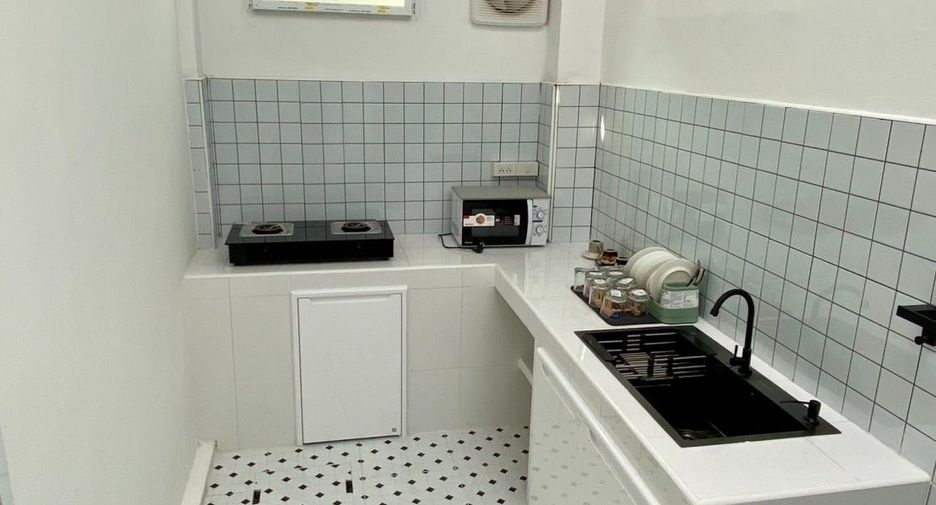 For sale 3 bedrooms townhouse in Mueang Nakhon Pathom, Nakhon Pathom