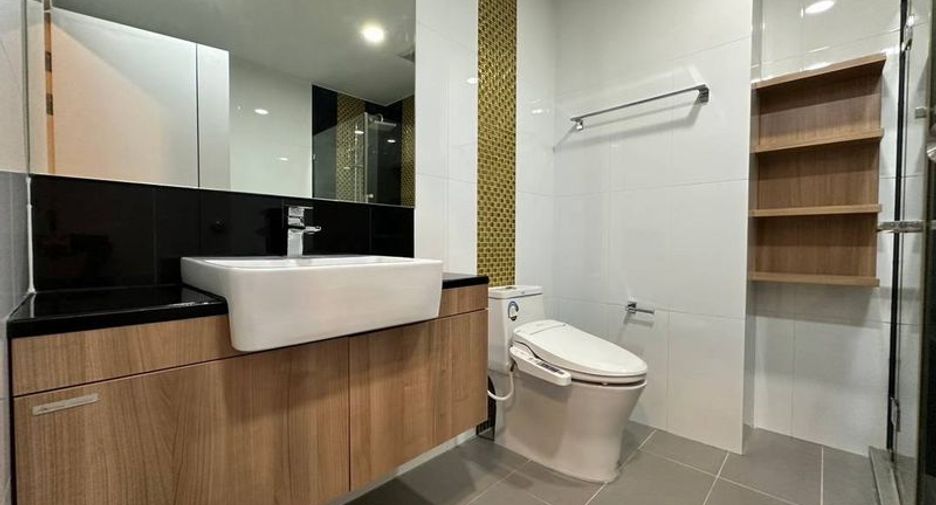 À vendre 1 chambre condo à Si Racha, Chonburi