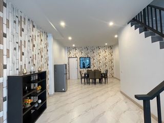 Casa adosada en alquiler de 2 habitaciones en Mueang Chiang Mai, Chiang Mai