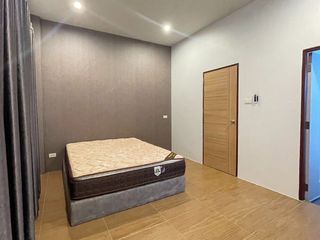 Casa adosada en alquiler de 2 habitaciones en Mueang Chiang Mai, Chiang Mai