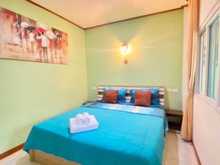 For sale 8 bed hotel in Phra Nakhon Si Ayutthaya, Phra Nakhon Si Ayutthaya