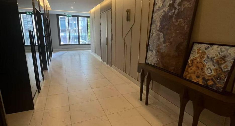 Condo en alquiler y en venta de 2 habitaciones en Watthana, Bangkok