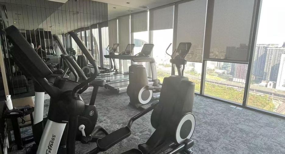 Condo en alquiler y en venta de 2 habitaciones en Watthana, Bangkok