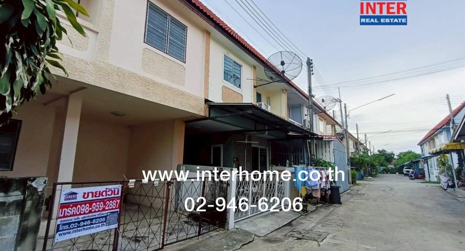 For sale 3 bed townhouse in Mueang Samut Sakhon, Samut Sakhon