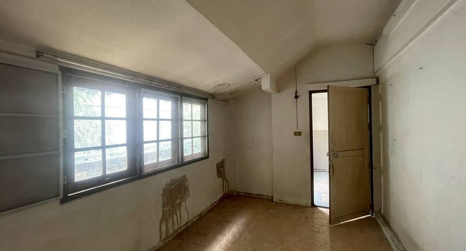 出售 5 卧室 独立屋 在 Mueang Chiang Mai, Chiang Mai