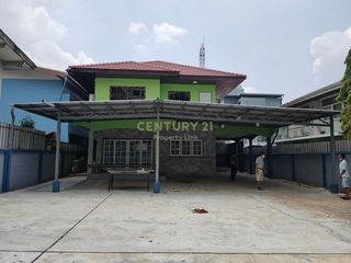 For rent 3 bedrooms house in Phaya Thai, Bangkok
