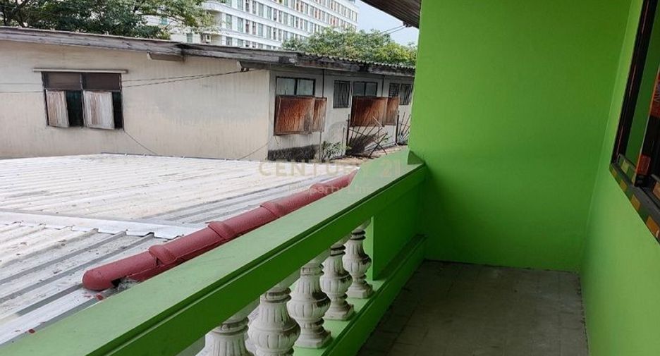 Аренда 3 спальни дом в Пхая Тхаи, Бангкок