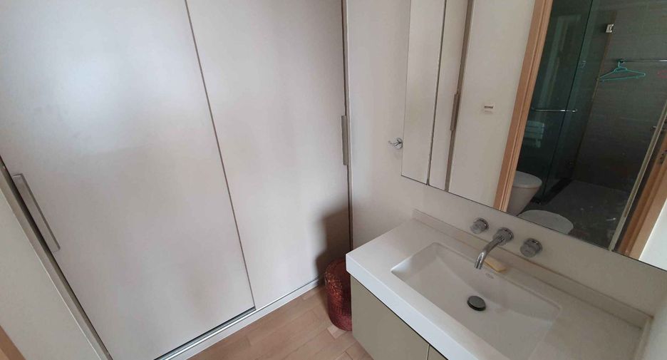 Condo en alquiler de 2 habitaciones en Khlong Toei, Bangkok