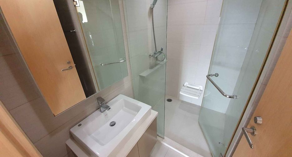 Condo en alquiler de 2 habitaciones en Khlong Toei, Bangkok
