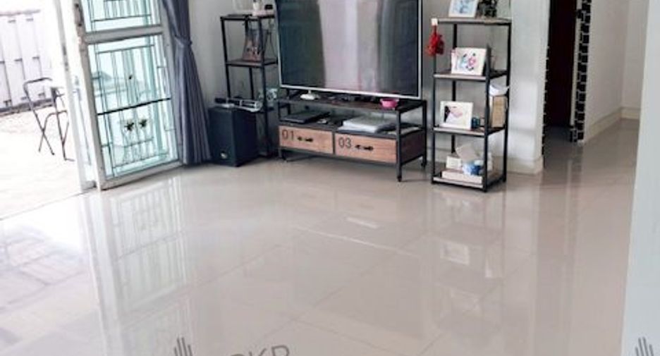 Продажа 3 спальни дом в Phan Thong, Чонбури