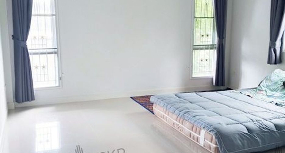 Продажа 3 спальни дом в Phan Thong, Чонбури