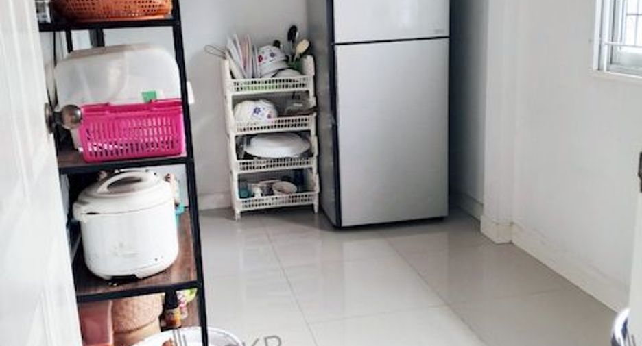 Продажа 3 спальни дом в Phan Thong, Чонбури
