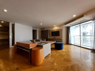 For rent 3 ベッドルーム serviced apartment in Sathon, Bangkok