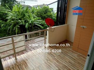 For sale 4 Beds townhouse in Mueang Lop Buri, Lopburi