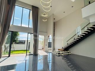 For sale 4 bedrooms house in Bang Lamung, Chonburi