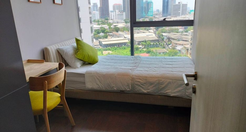 For sale 2 bedrooms condo in Khlong Toei, Bangkok