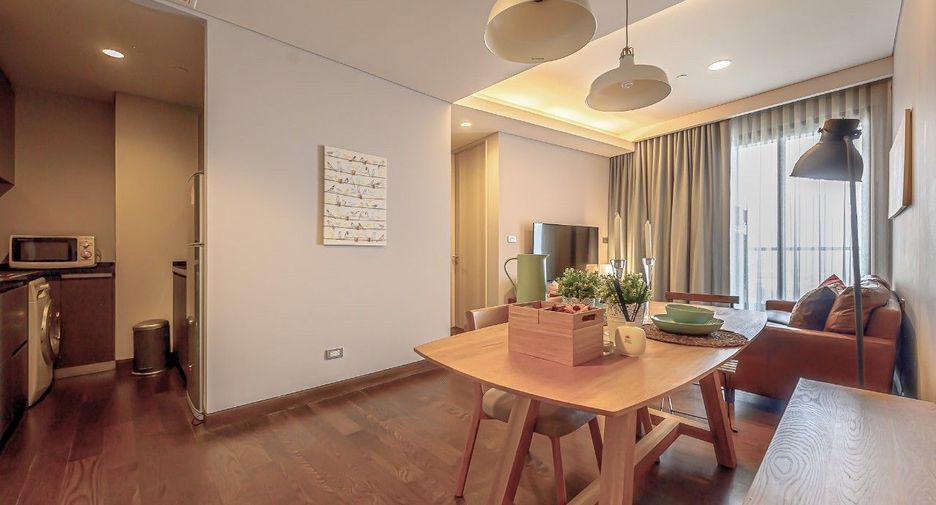 For sale 2 bedrooms condo in Khlong Toei, Bangkok