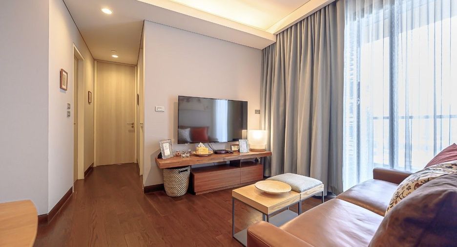 For sale 2 bedrooms condo in Khlong Toei, Bangkok