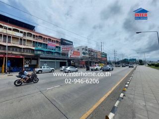 For sale 24 bed retail Space in Mueang Samut Prakan, Samut Prakan