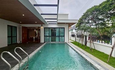 Villa en venta de 4 habitaciones en Bang Lamung, Chonburi
