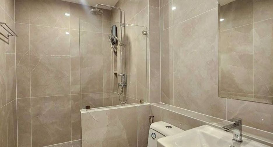 For sale 4 bedrooms villa in Bang Lamung, Chonburi