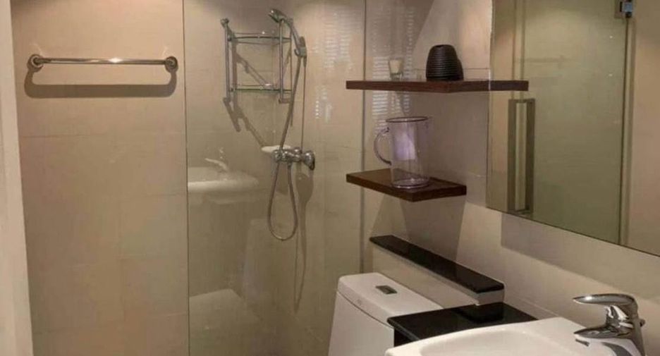 For rent studio townhouse in Watthana, Bangkok